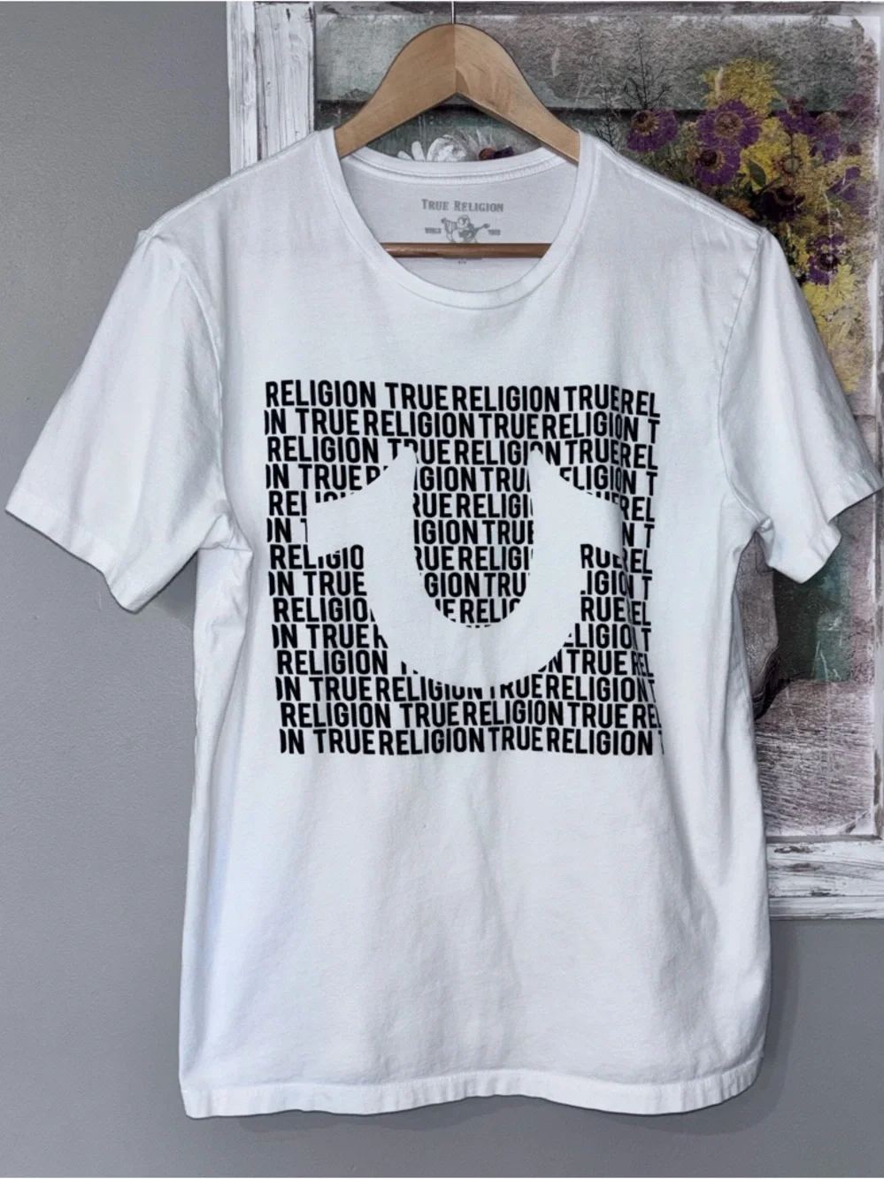 True Religion T-Shirt Men's Size S White Horseshoe Spell Out Logo Cotton